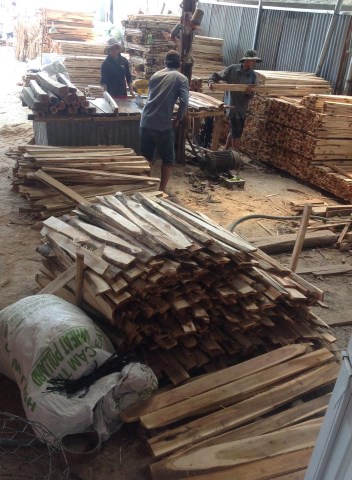 Xưởng chế biến gỗ tràm xẻ - Cơ Sở Hoàng Minh Khôi